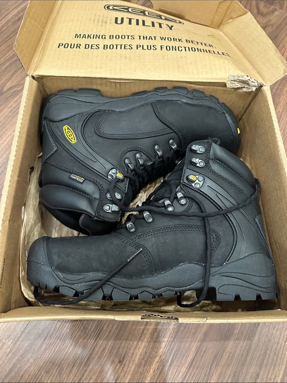 Men’s Keen Utility Louisville 6" Steel Toe size 9 1/2